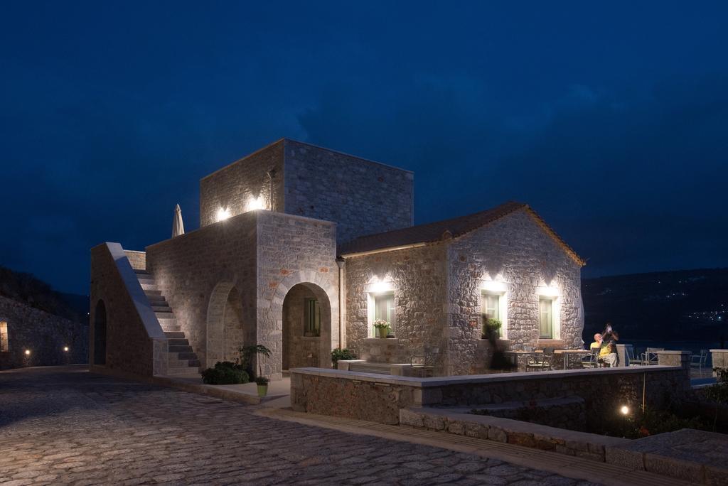 Alkyon Seaside Studios Néon Oítilon Esterno foto
