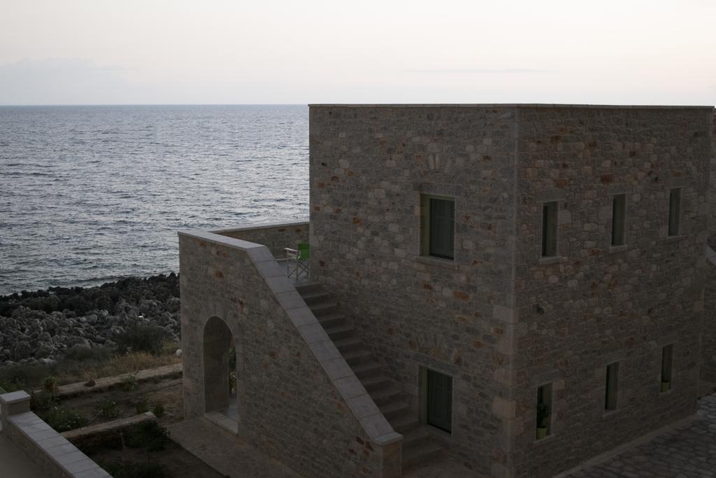 Alkyon Seaside Studios Néon Oítilon Esterno foto